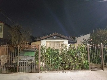 Casa en venta en Casa Amplia y Moderna para Tu Familia (168105), Las Condes - 3 dormitorios, 1 baño