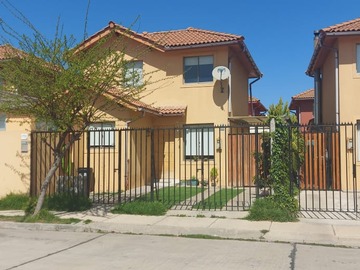 Casa en venta en Lahuan, La Serena - 3 dormitorios, 2 baños