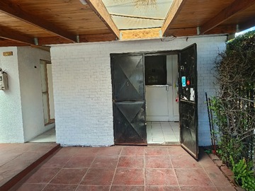 Casa en venta en Av. Michimalongo, San Felipe - 3 dormitorios, 1 baño