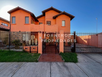 Casa en venta en Casa en Venta en San Joaquín, La Serena. - 5 dormitorios, 3 baños