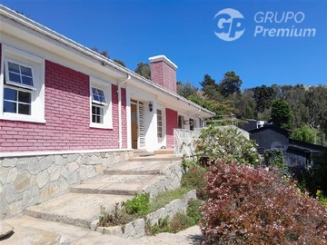 Casa en venta en Calle Andres Bello, Viña del Mar - 7 dormitorios, 4 baños