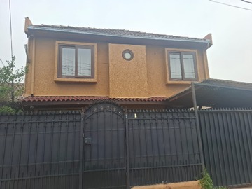 Casa en venta en Casa Parque San Francisco, Puente Alto - 4 dormitorios, 2 baños