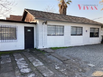 Casa en venta en Bilbao / Manquehue, Las Condes - 4 dormitorios, 2 baños