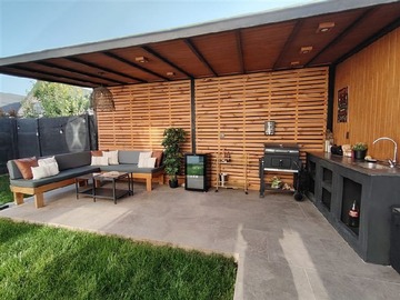 Venta / Casa / Colina