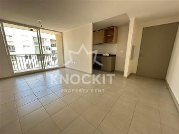 Departamento en arriendo mensual en Avenida Los Libertadores 7282, Cerrillos - 3 dormitorios, 2 baños