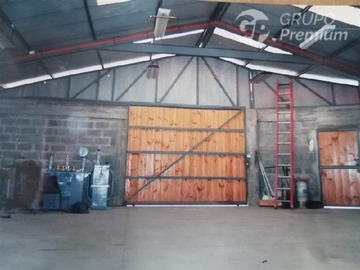 Local Comercial en venta en Galpón Comercial, Construcción Solida, cuenta con Corriente trifásica,sector compañia alta antigua, La Serena - 1 baño