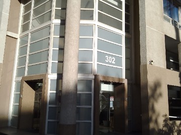 Departamento en venta en Lord Cochrane 302, Santiago, Región Metropolitana de Santiago 8320000, Chile, Santiago - 2 dormitorios, 2 baños