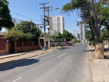 Oficina en venta en Tercera transversal /Av. lo Ovalle, San Miguel - 2 dormitorios, 2 baños