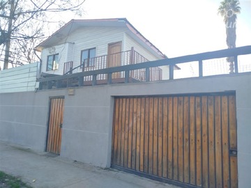 Casa en venta en Los quillales con vicuña mackenna, La Florida - 3 dormitorios, 2 baños