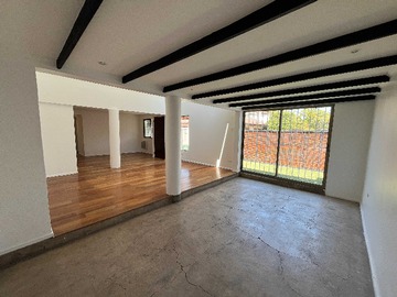 Casa en venta en Excelente Ubicación Casa 5D 5B En Pasaje (169585), Las Condes - 5 dormitorios, 5 baños