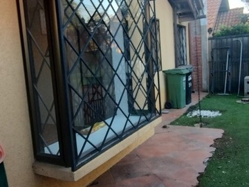 Casa en arriendo mensual en Portezuelo tobalaba, avenida el peral, Puente Alto - 3 dormitorios, 2 baños