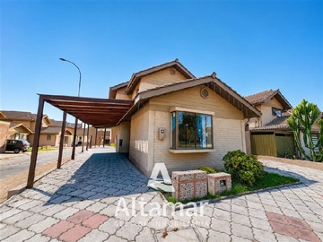 Casa en venta en Avda. Guillermo Ulriksen 1799, La Serena - 3 dormitorios, 3 baños