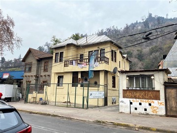 Local Comercial en venta en Bellavista / Dominica, Recoleta - 3 baños