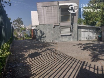 Oficina en arriendo mensual en Calle los conquistadores, Providencia - 2 dormitorios, 6 baños