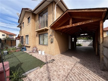 Casa en venta en Canela 17233 Maipú, Maipú - 4 dormitorios, 3 baños