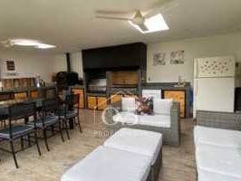 Casa en venta en Estupenda casa en condominio Chamisero (129200), Colina - 6 dormitorios, 5 baños