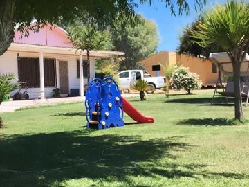 Terreno en venta en Parcela con acceso al lago + 2 cabañas (172068), Pichidegua - 4 dormitorios, 2 baños