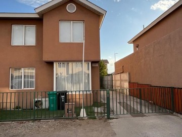 Casa en venta en Barrio valle grande, Lampa - 3 dormitorios, 3 baños