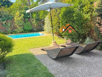 Casa en venta en Amplia Casa con Jardín en Ñuñoa (177522), La Florida - 5 dormitorios, 3 baños
