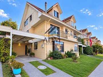 Casa en venta en Condominio Alto Belloto, Quilpué - 5 dormitorios, 4 baños