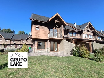 Casa en venta en Avenida Gran Alicura 55, Pucón - 3 dormitorios, 2 baños