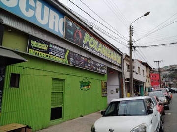 Local Comercial en venta en 2 Locales Comerciales cerca Avda. Colon (74512), Valparaíso - 2 baños