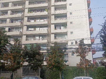 Departamento en venta en Avenida Ossa 0106, La Cisterna, Santiago Metropolitan Region 7970000, Chile, La Cisterna - 1 dormitorio, 1 baño