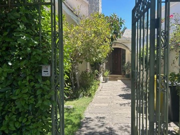 Casa en venta en Los Navegantes / Padre Letelier, Providencia - 7 dormitorios, 4 baños