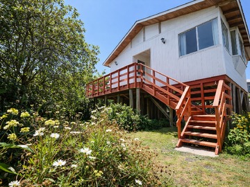 Casa en venta en Carlos León briceño, Zapallar - 3 dormitorios, 2 baños