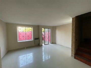 Casa en venta en Villa Maestranza, San Bernardo - 3 dormitorios, 3 baños