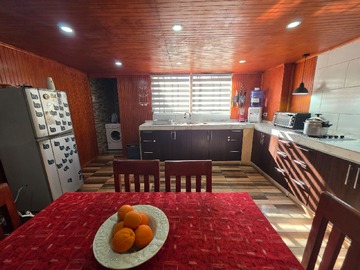 Casa en venta en Pasaje El Olivo, Paine, Región Metropolitana de Santiago 9540000, Chile, Paine - 3 dormitorios, 1 baño