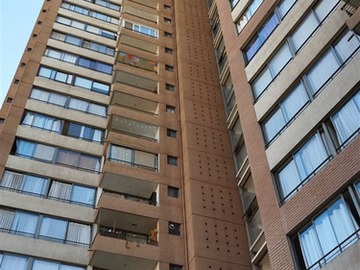 Departamento en venta en Departamento en venta de 3 dorm 2 b estac y bode recoleta, Recoleta - 3 dormitorios, 2 baños