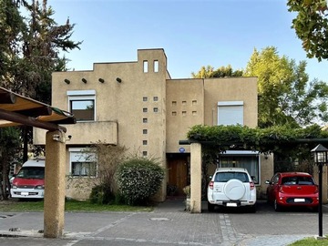 Venta / Casa / La Reina