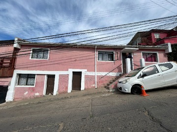Casa en venta en Cerro Alegre, Valparaíso - 3 dormitorios, 1 baño
