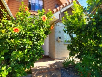 Casa en venta en Los cerros 653 alto el manzano, Til til - 4 dormitorios, 3 baños