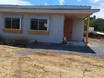 Casa en venta en fundo Megalitueche parcela 6, Litueche - 2 dormitorios, 1 baño