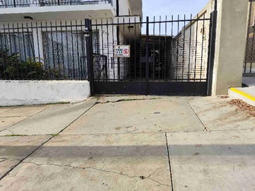 Casa en venta en Recreo, Viña del Mar - 4 dormitorios, 3 baños