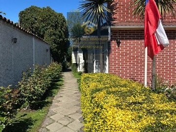 Casa en venta en av balmaceda,san javier, San Javier de Loncomilla - 4 dormitorios, 4 baños