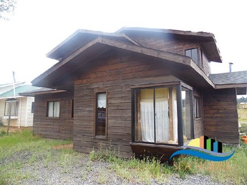 Casa en venta en Avenida Acapulco, Algarrobo - 5 dormitorios, 3 baños