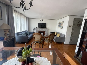 Casa en venta en Quilin / el libano, Macul - 4 dormitorios, 2 baños