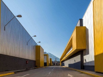 Arriendo Mensual / Bodega / La Cisterna