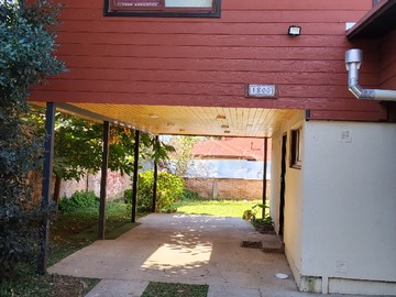 Casa en arriendo mensual en Italia 1800, Valdivia - 5 dormitorios, 2 baños