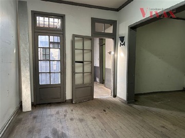 Terreno Industrial en venta en Museo Militar, Santiago - 3 dormitorios, 2 baños