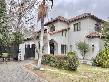 Local Comercial en venta en Chesterton / Padre Hurtado, Las Condes - 4 dormitorios, 3 baños