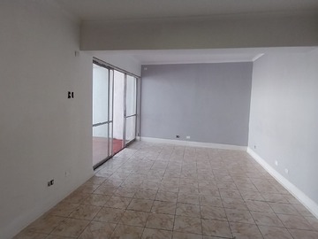 Oficina en arriendo mensual en Arriendo Excelente y Amplia Oficina para Consulta Médica. - 3 dormitorios, 2 baños