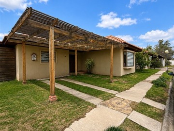 Casa en venta en Condominio los solares, San Esteban - 3 dormitorios, 2 baños