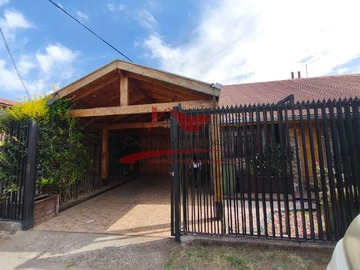 Casa en venta en Casa de Dos Pisos, 4 Dormitorios, 2 Baños, Quilicura. - 4 dormitorios, 2 baños