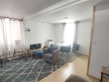 Casa en venta en Casa en Venta/Arriendo en Canal Beagle, Viña del Mar: 2 Dormitorios, Estacionamiento y Excelente Conectividad, Viña del Mar - 2 dormitorios, 2 baños
