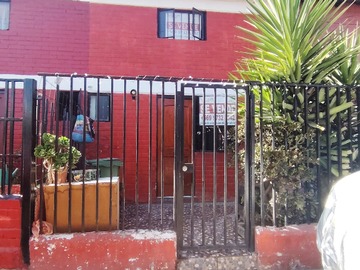 Casa en venta en Población El Refugio Oportunidad, Puente Alto - 2 dormitorios, 1 baño