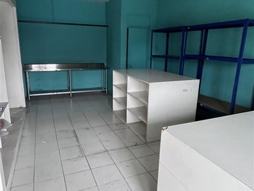 Local Comercial en arriendo mensual en Chesterton, Las Condes - 1 baño